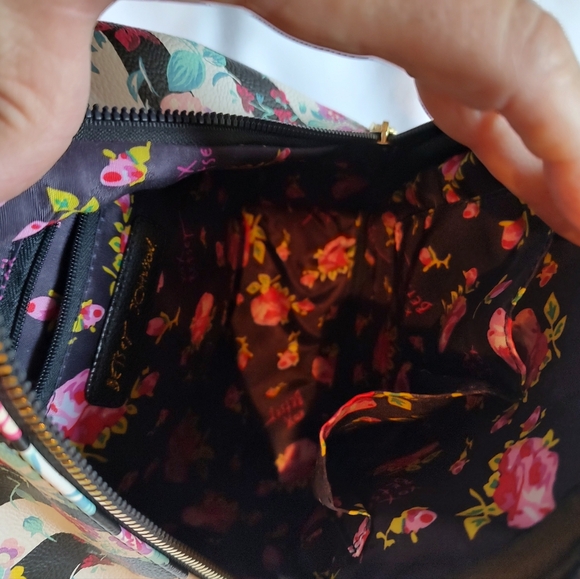 Betsey Johnson Backpack Bag - Picture 9 of 12